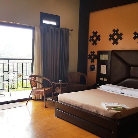 Hollywood Drive-In Hotel Baguio City Εξωτερικό φωτογραφία