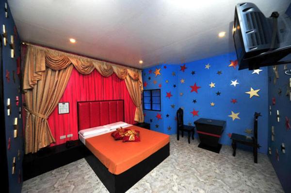 Hollywood Drive-In Hotel Baguio City Εξωτερικό φωτογραφία