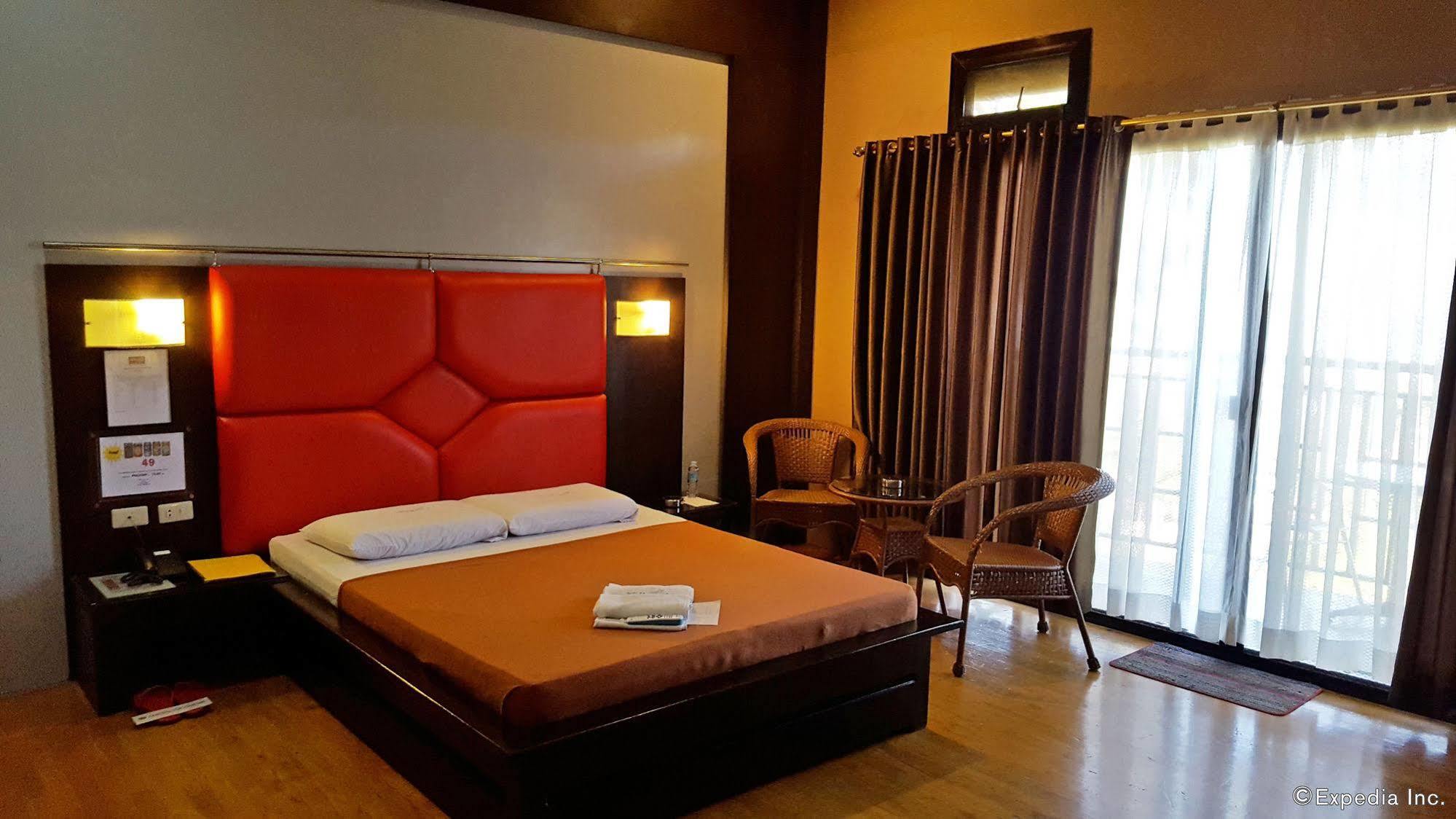 Hollywood Drive-In Hotel Baguio City Εξωτερικό φωτογραφία