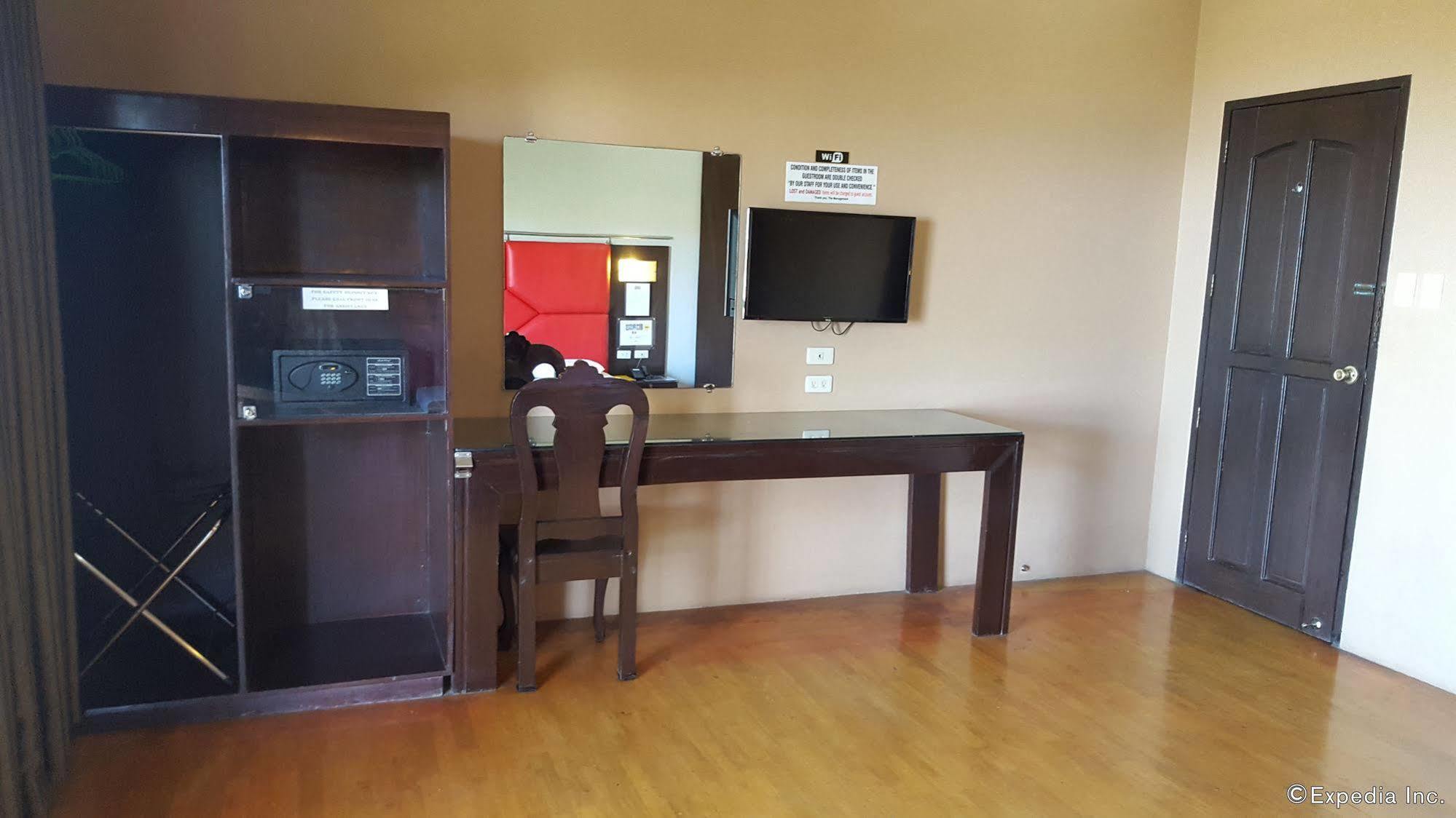 Hollywood Drive-In Hotel Baguio City Εξωτερικό φωτογραφία