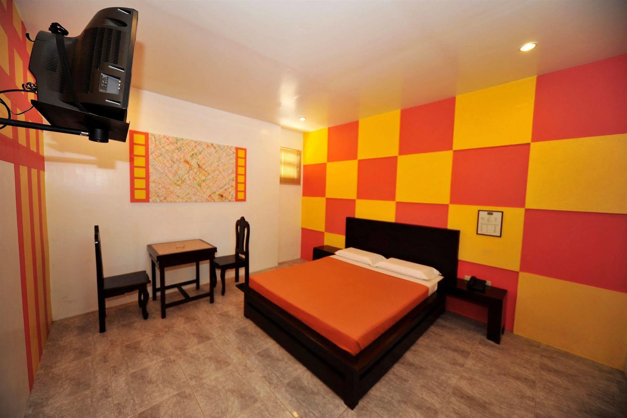 Hollywood Drive-In Hotel Baguio City Εξωτερικό φωτογραφία