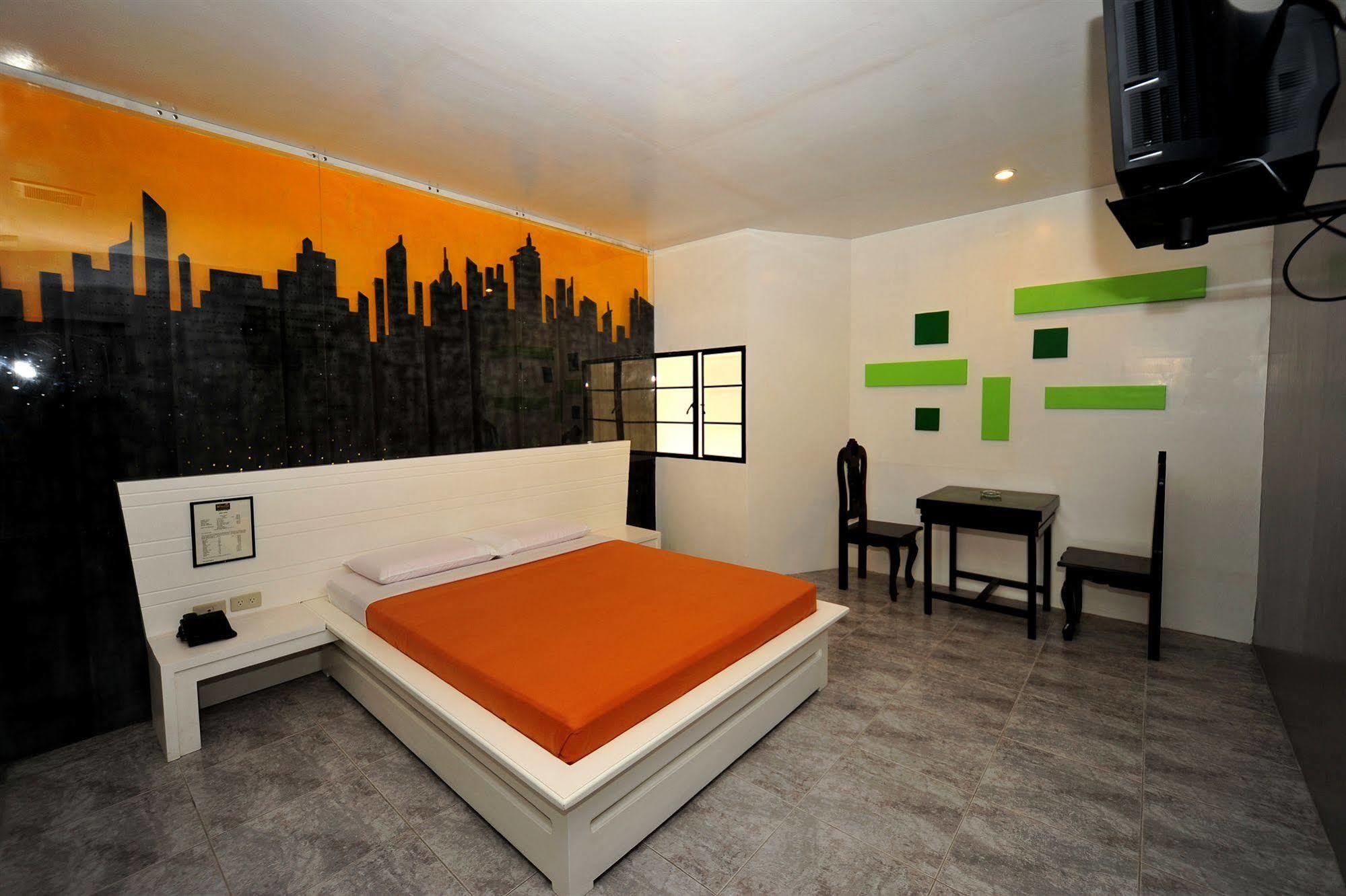 Hollywood Drive-In Hotel Baguio City Εξωτερικό φωτογραφία